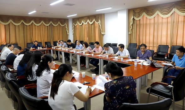 a15ab4560f894ab49ecd82942112a934.jpg 管理干部.jpg