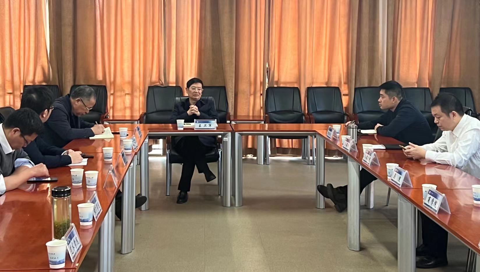 0cc6e2d8bd974e77a1cbae86d911fc96.jpg 8ef9fc9efe229f72c1f1feee1b8ca94.jpg